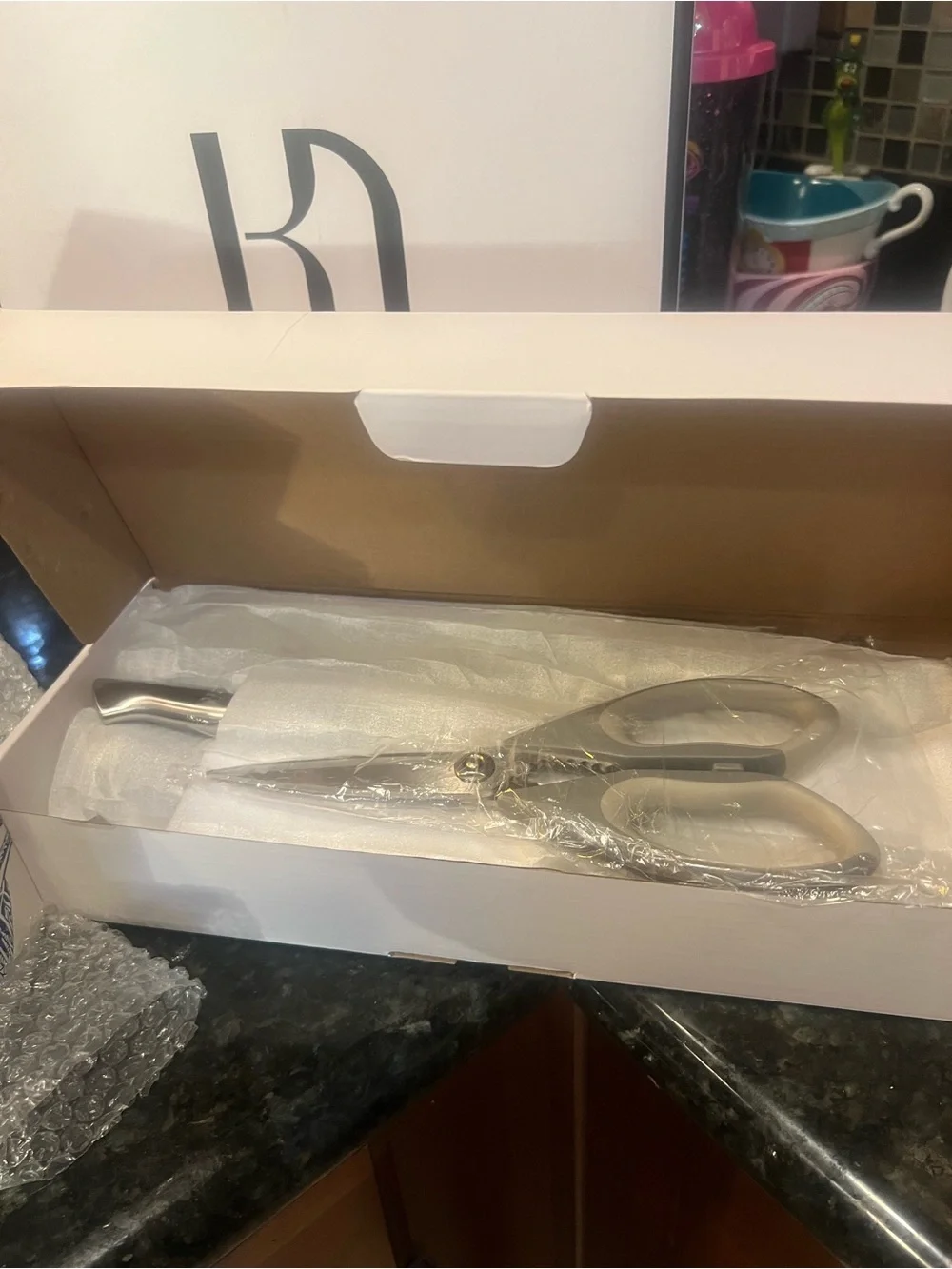 New KNIFESAGA Knife Set with Decorative White & Blue Block 14 piece